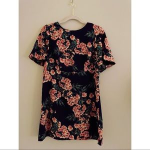 Forever 21 Contemporary Floral Mini Dress